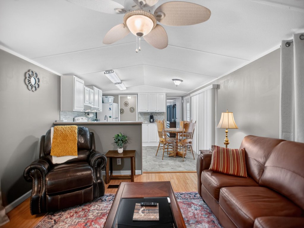 Peaceful Pines - 2BR Getaway Near Blue Ridge Vacation Rental in Burnsville - RedAwning