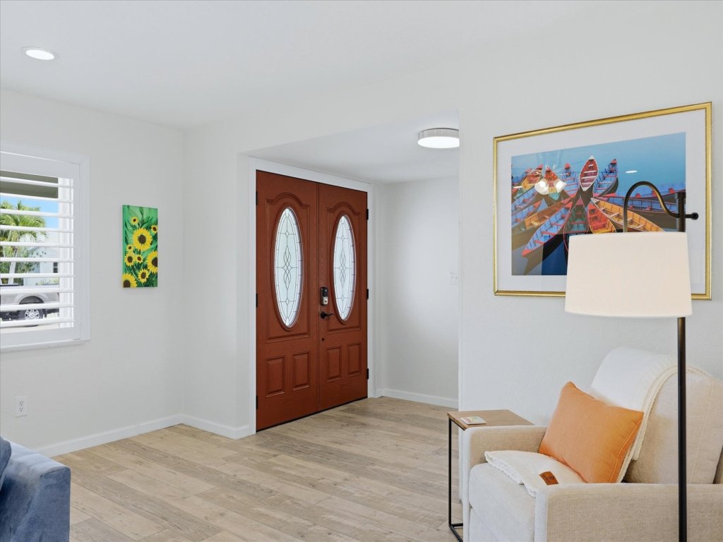 DOC301 Vacation Rental in Florida - RedAwning