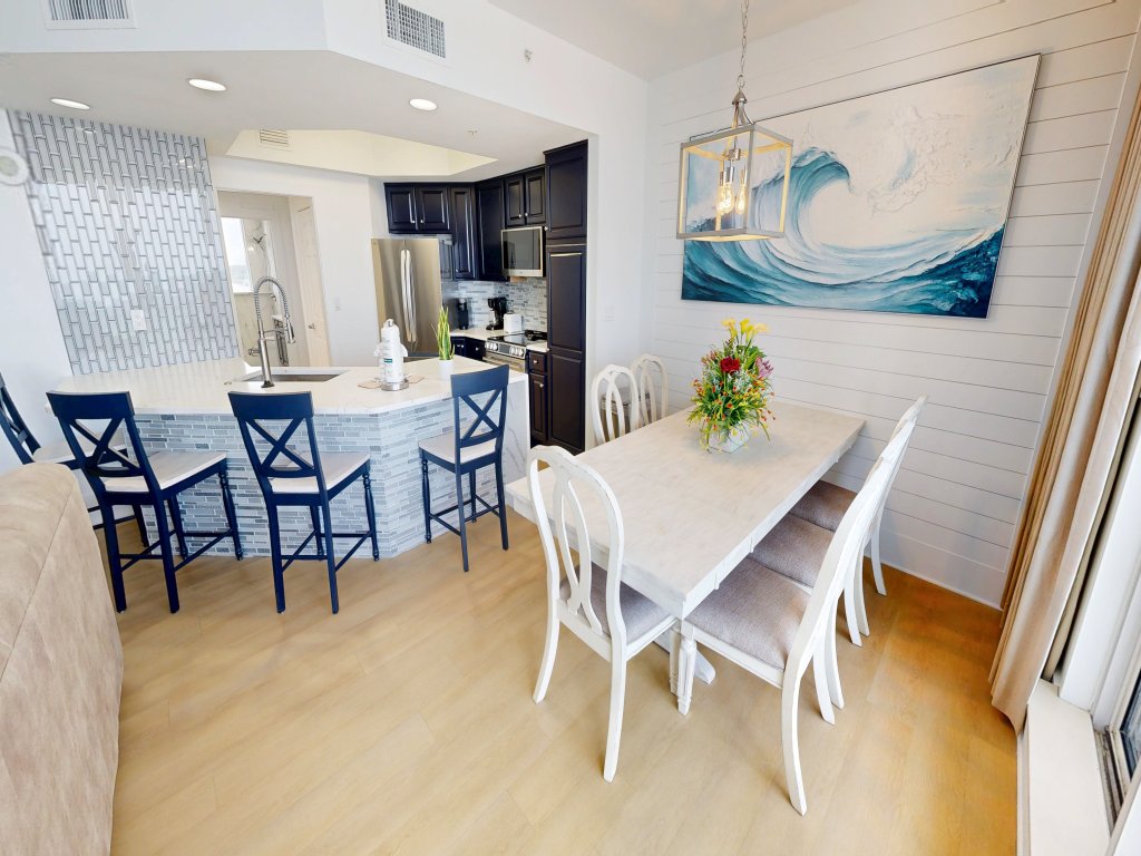 Silver Beach 0704E Vacation Rental in Destin - RedAwning
