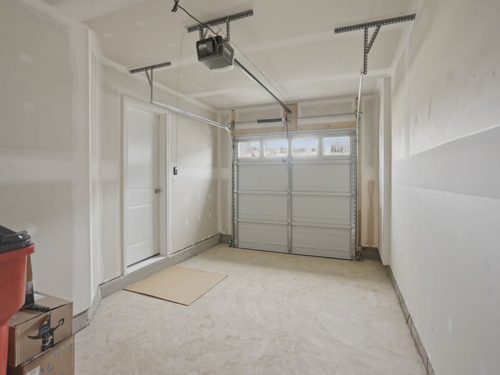 New 4BR Townhome Near Harpers Ferry Vacation Rental in West Virginia - RedAwning