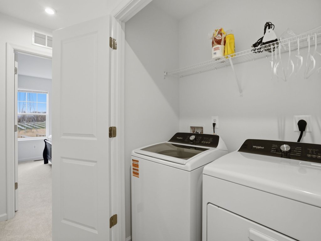 New 4BR Townhome Near Harpers Ferry Vacation Rental in West Virginia - RedAwning