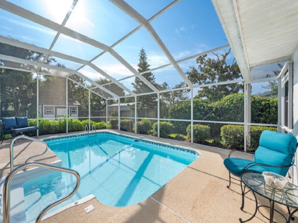 Island Retreat Vacation Rental in St. Augustine - RedAwning