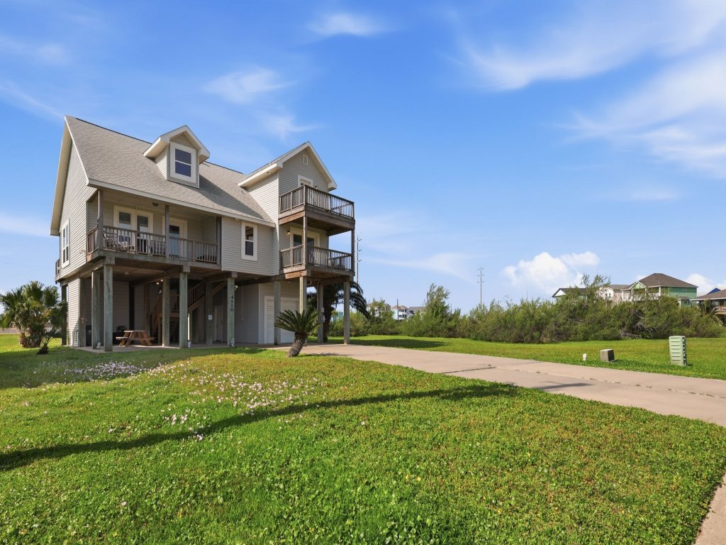 Serene Coastal Escape with Gulf Views Vacation Rental in Galveston - RedAwning