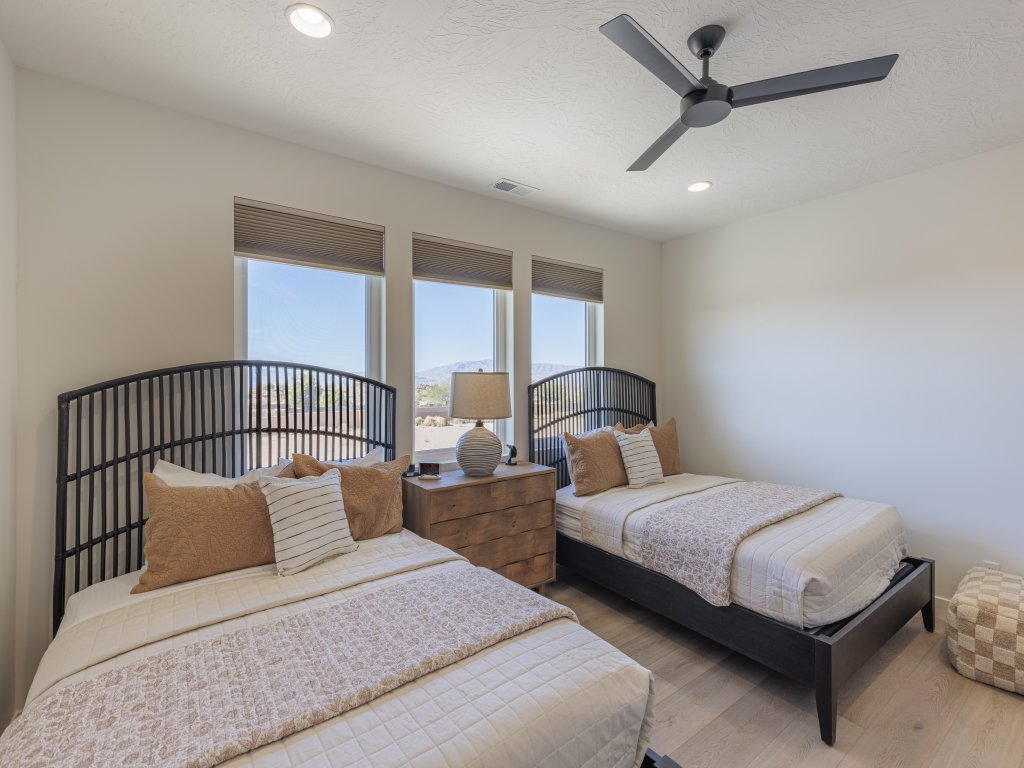 The Frightened Turtle Vacation Rental in St. George - RedAwning