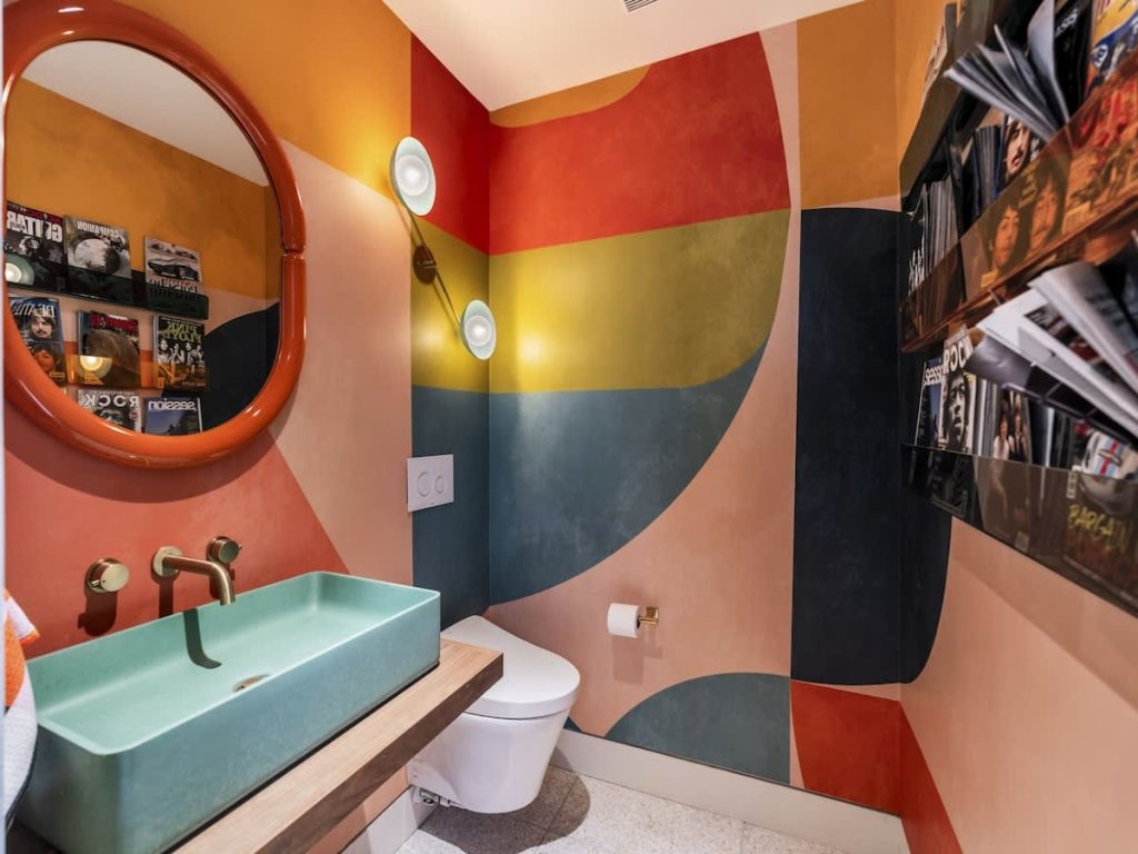 124 36th St | An Artistic Masterpiece by the Ocean Vacation Rental in Newport Beach - RedAwning