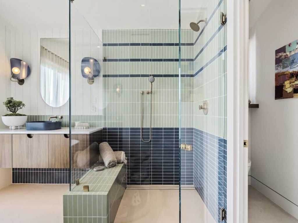 124 36th St | An Artistic Masterpiece by the Ocean Vacation Rental in Newport Beach - RedAwning