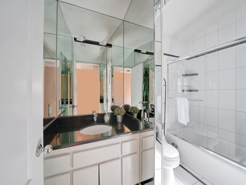 303 35th St A & B | Contemporary Value Duplex w/ Rooftop Deck Vacation Rental in Newport Beach - RedAwning