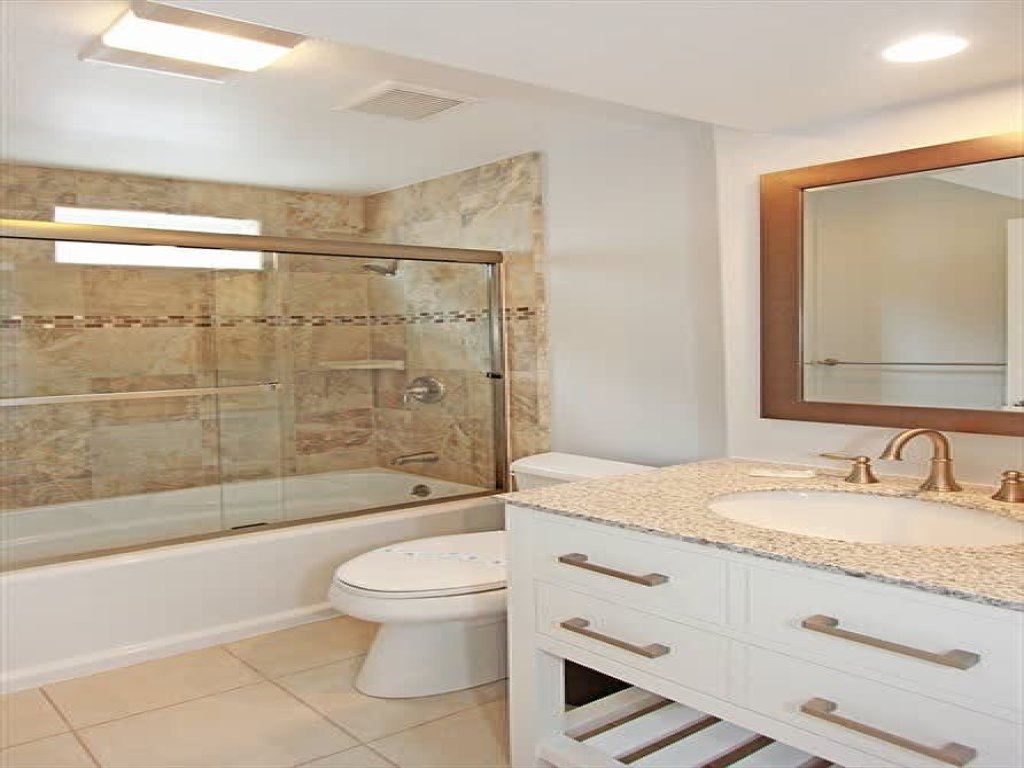 1404 W Oceanfront ABC | 8-Bedroom Beachfront Triplex – Ideal for Extended Vacation Rental in Newport Beach - RedAwning