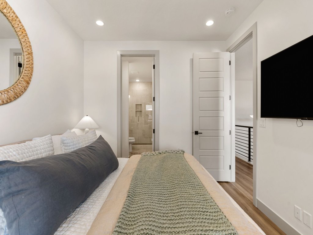 The Pearl Lagoon Vacation Rental in St. George - RedAwning