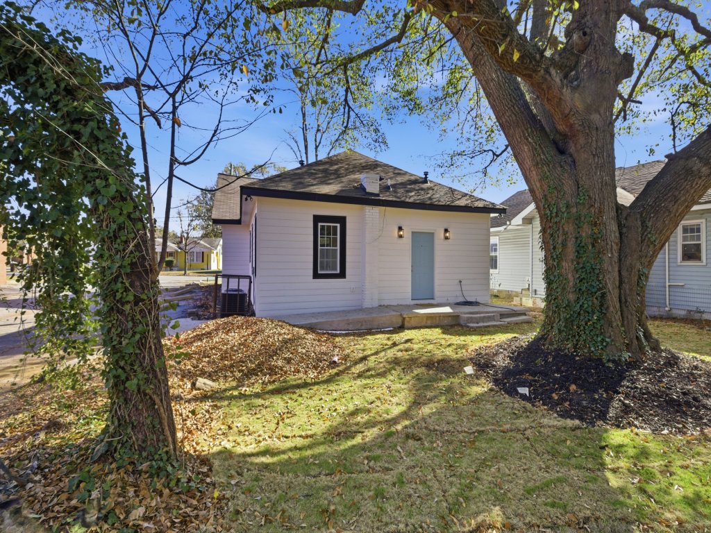 The Landing Pad - 8 minutes to ATL Airport! Vacation Rental in Atlanta - RedAwning