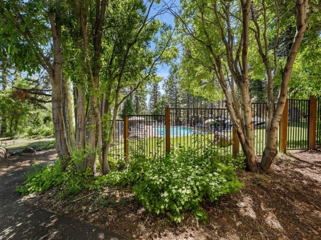 Kingswood Village 57 Vacation Rental in California - RedAwning