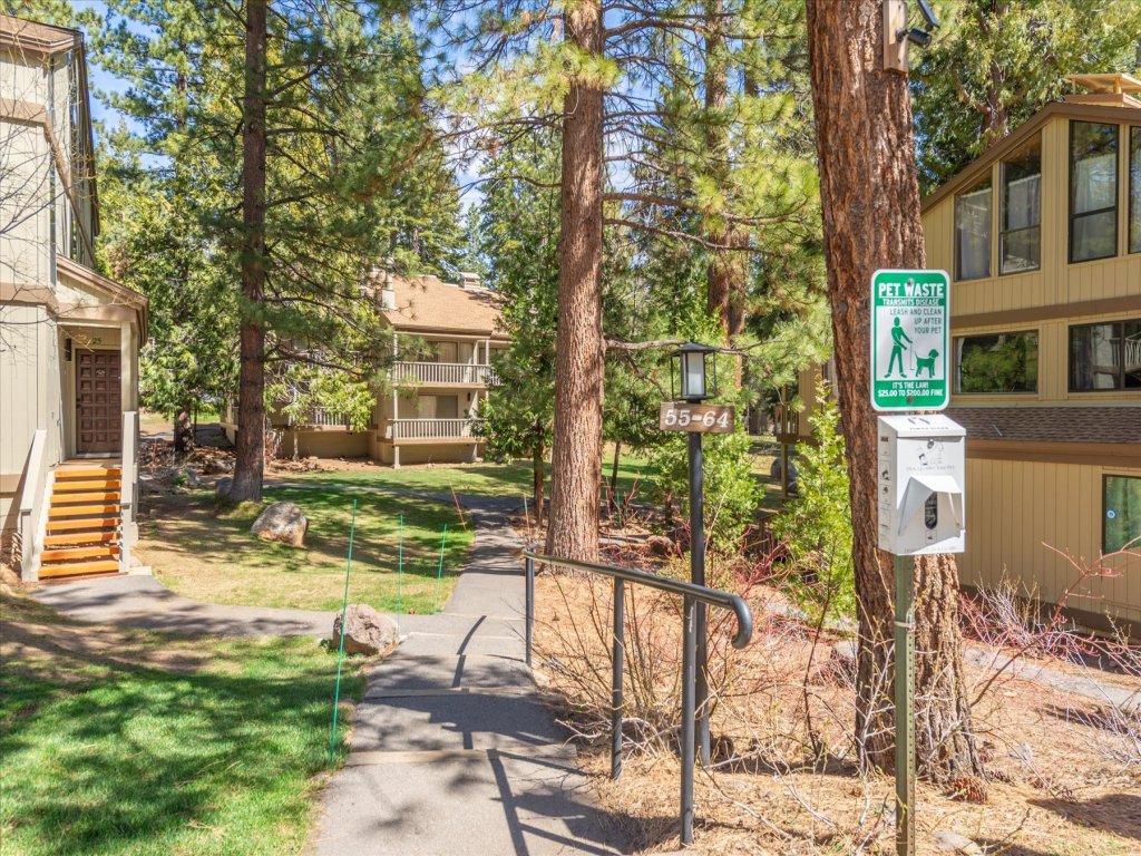 Kingswood Village 57 Vacation Rental in California - RedAwning