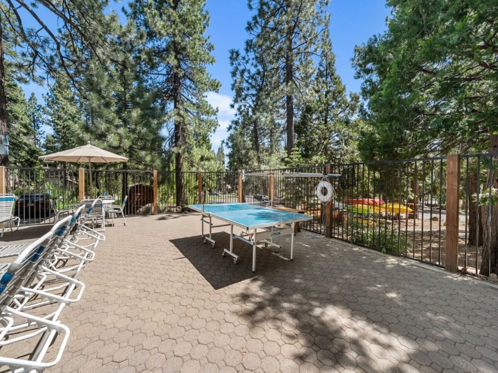 Kingswood Village 57 Vacation Rental in California - RedAwning