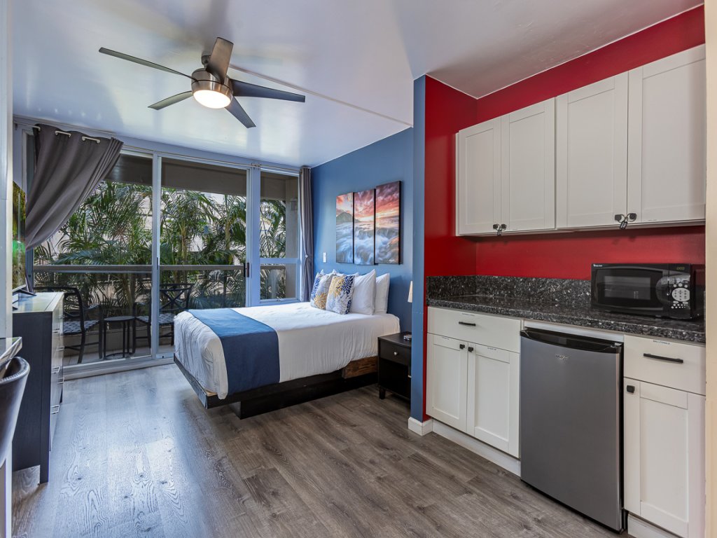 Maui Banyan P202 Vacation Rental in Kihei - RedAwning