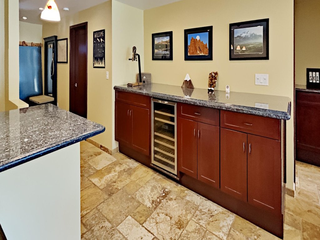 1849 Condos 309 Vacation Rental in Mammoth Lakes - RedAwning