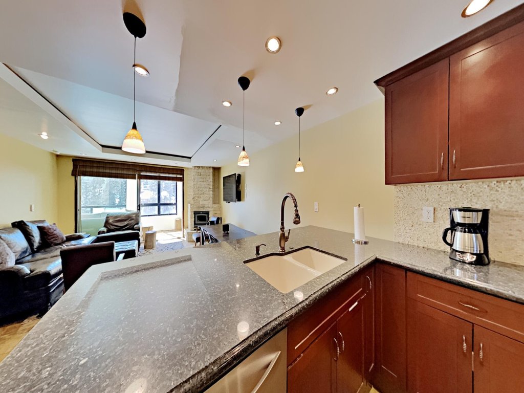 1849 Condos 309 Vacation Rental in Mammoth Lakes - RedAwning