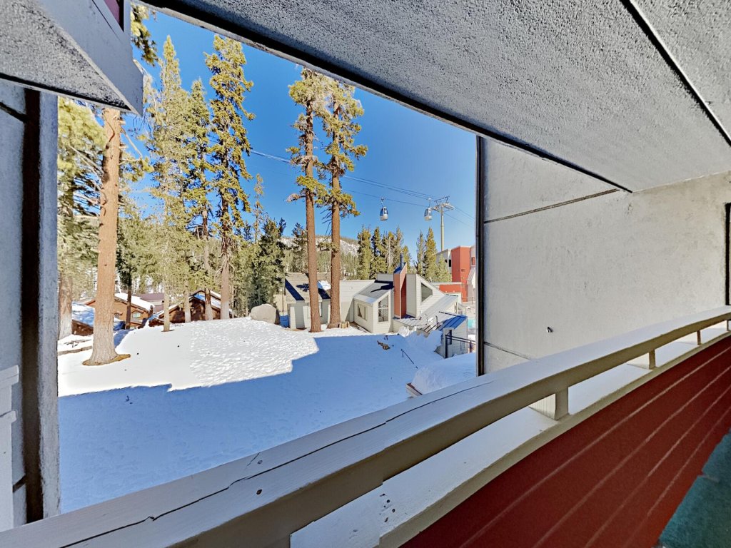 1849 Condos 309 Vacation Rental in Mammoth Lakes - RedAwning