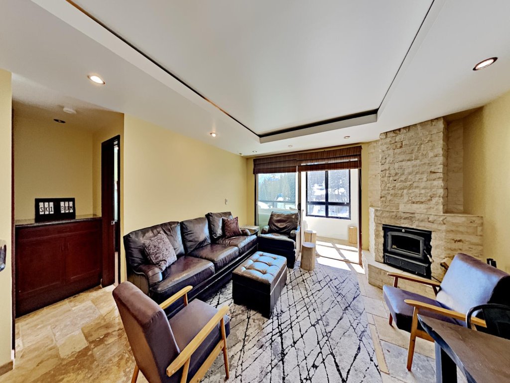 1849 Condos 309 Vacation Rental in Mammoth Lakes - RedAwning