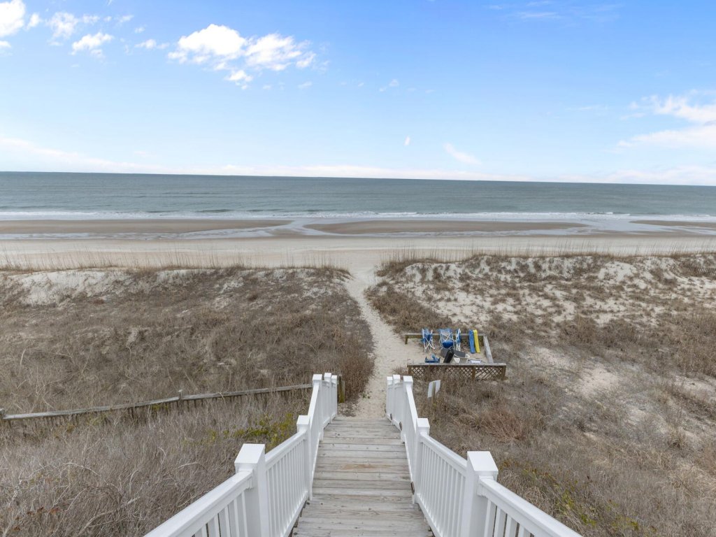 Colony By the Sea 227 Vacation Rental in Indian Beach - RedAwning