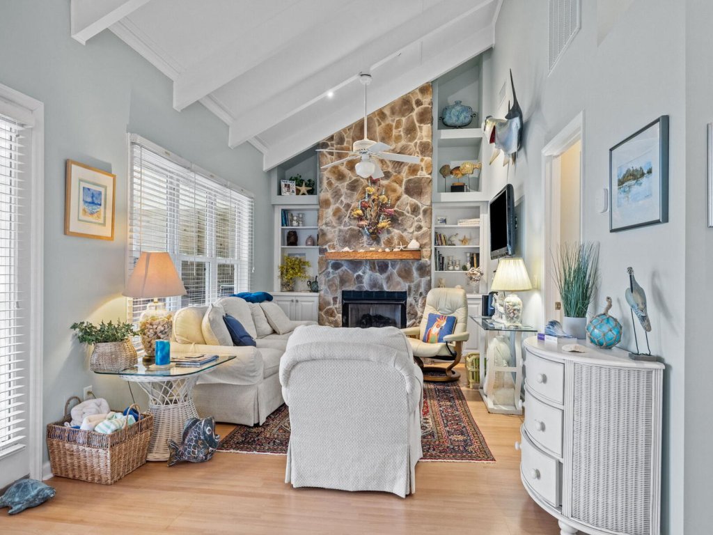 Bacon Bits Vacation Rental in North Carolina - RedAwning