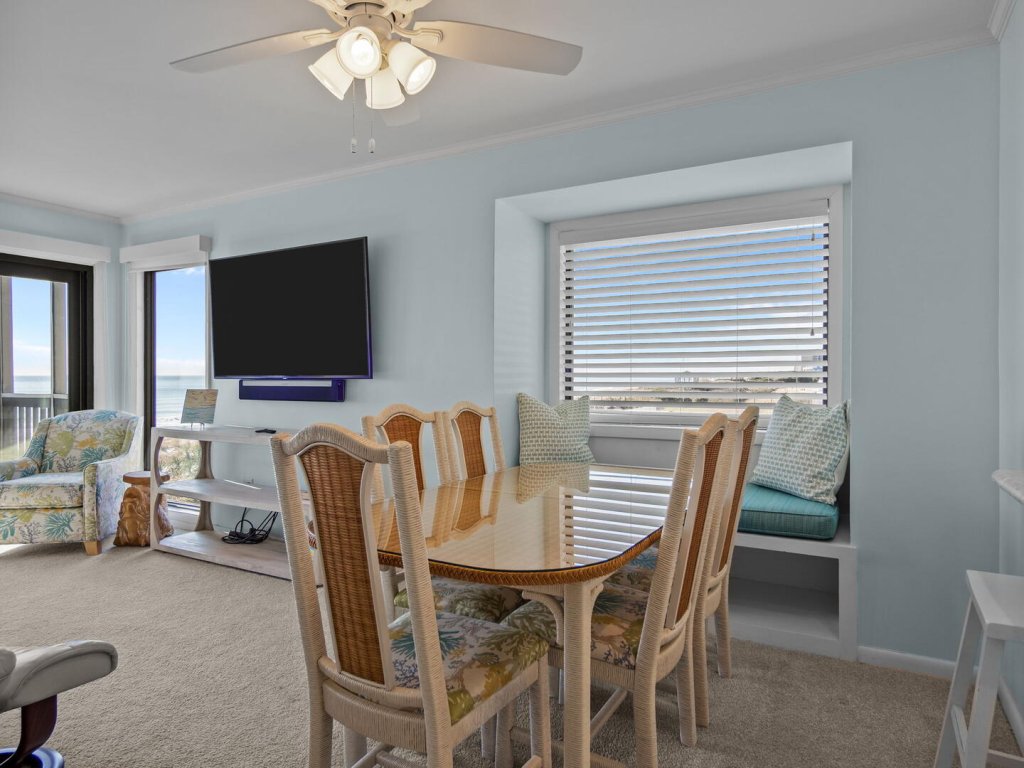 Dunescape 260-Dune Daze Vacation Rental in North Carolina - RedAwning