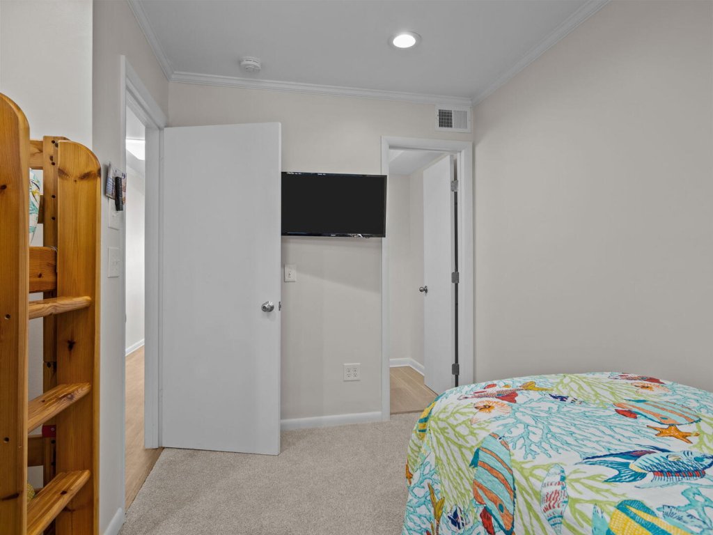 Dunescape 260-Dune Daze Vacation Rental in North Carolina - RedAwning
