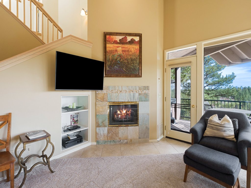 River Ridge 429AB Vacation Rental in Bend - RedAwning