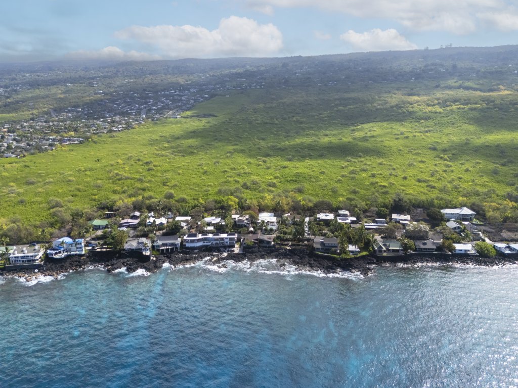 Hale Honu Vacation Rental in Kailua Kona - RedAwning