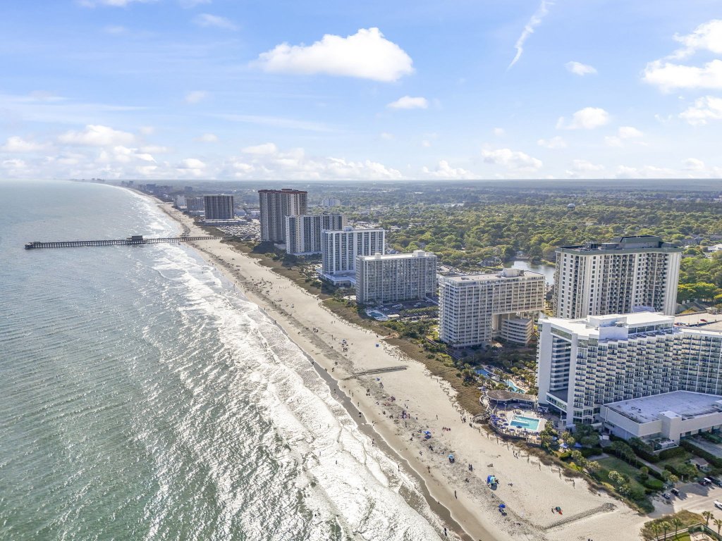 2002 Royale Palms, New Renovated Oceanfront Retreat - Kingston  Vacation Rental in Myrtle Beach - RedAwning