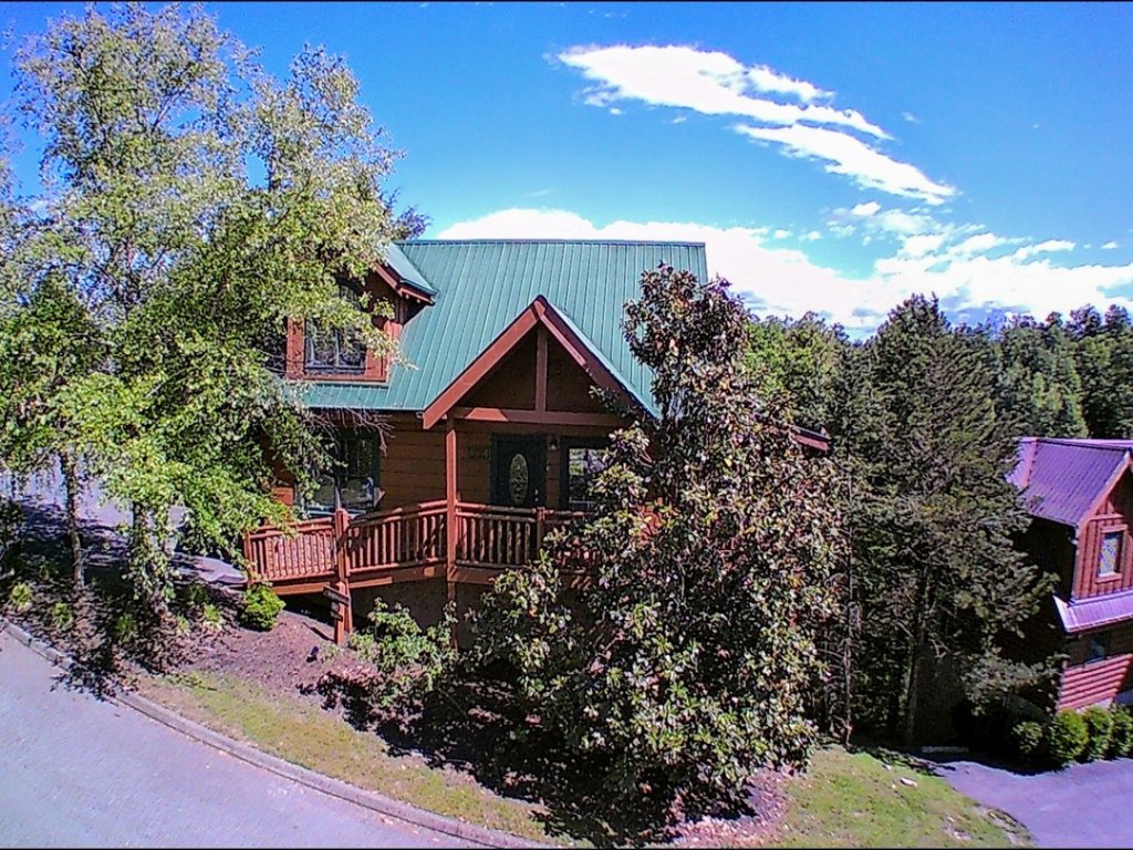 Soaring Eagle Vacation Rental in Pigeon Forge - RedAwning