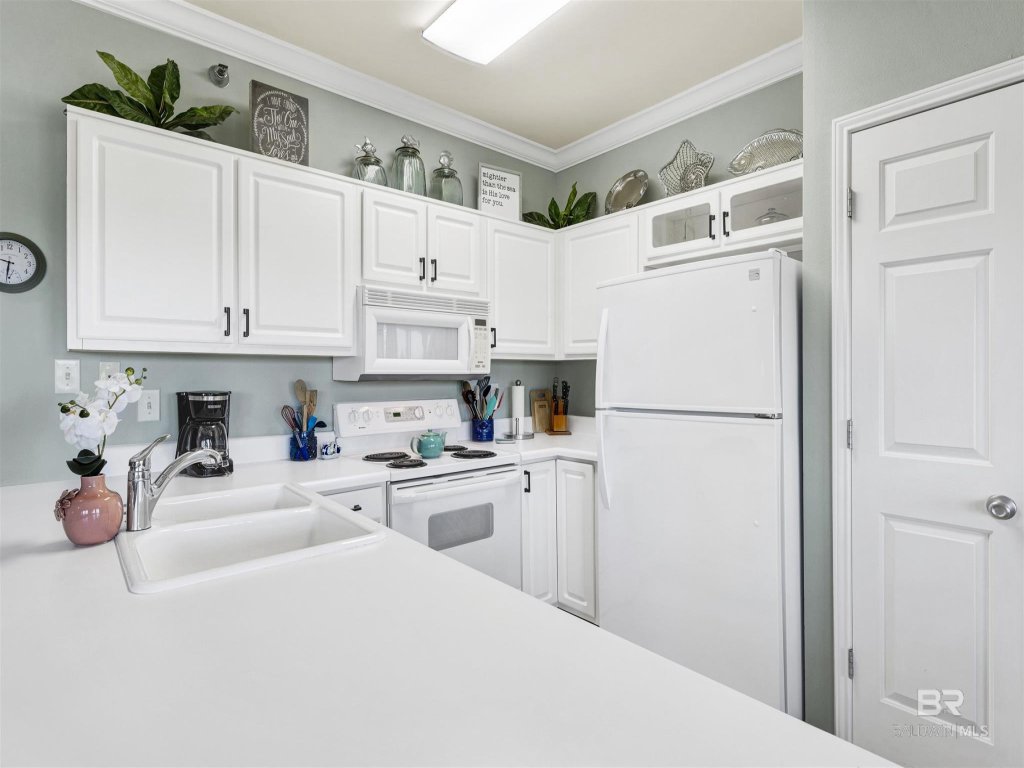 Romar Lakes 304E Vacation Rental in Orange Beach - RedAwning