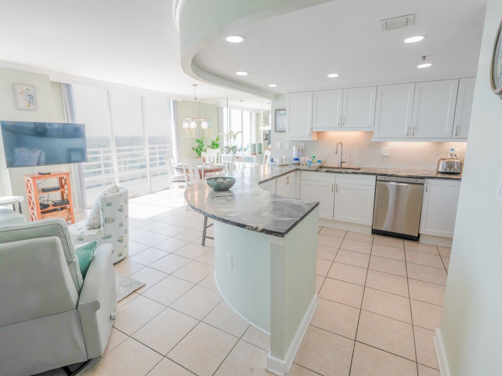 1815 North Hampton, Ocean view condo with full access!! Vacation Rental in Myrtle Beach - RedAwning