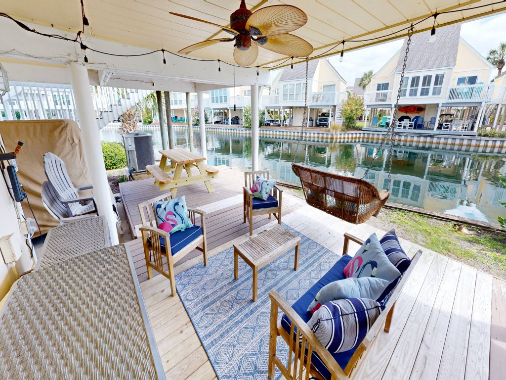 Sandpiper Cove 0013 Vacation Rental in Destin - RedAwning