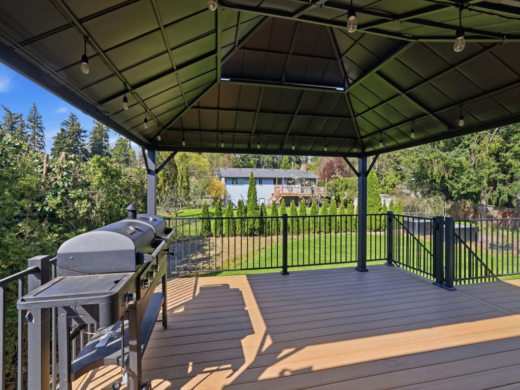 Family Get Away Near Columbia River - Entire home Vacation Rental in Washington - RedAwning