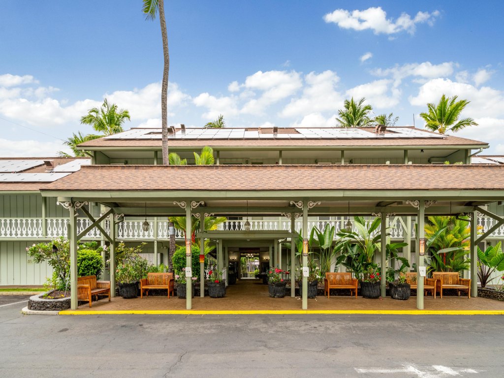 Big Island Kona Islander #347 Vacation Rental in Kailua-Kona - RedAwning
