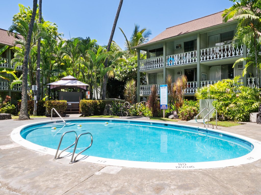 Big Island Kona Islander #347 Vacation Rental in Kailua-Kona - RedAwning
