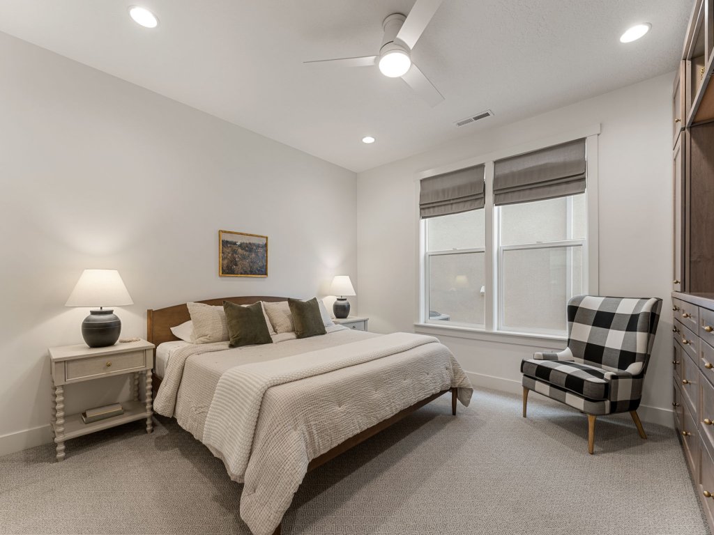 Sol Retreat Vacation Rental in St. George - RedAwning
