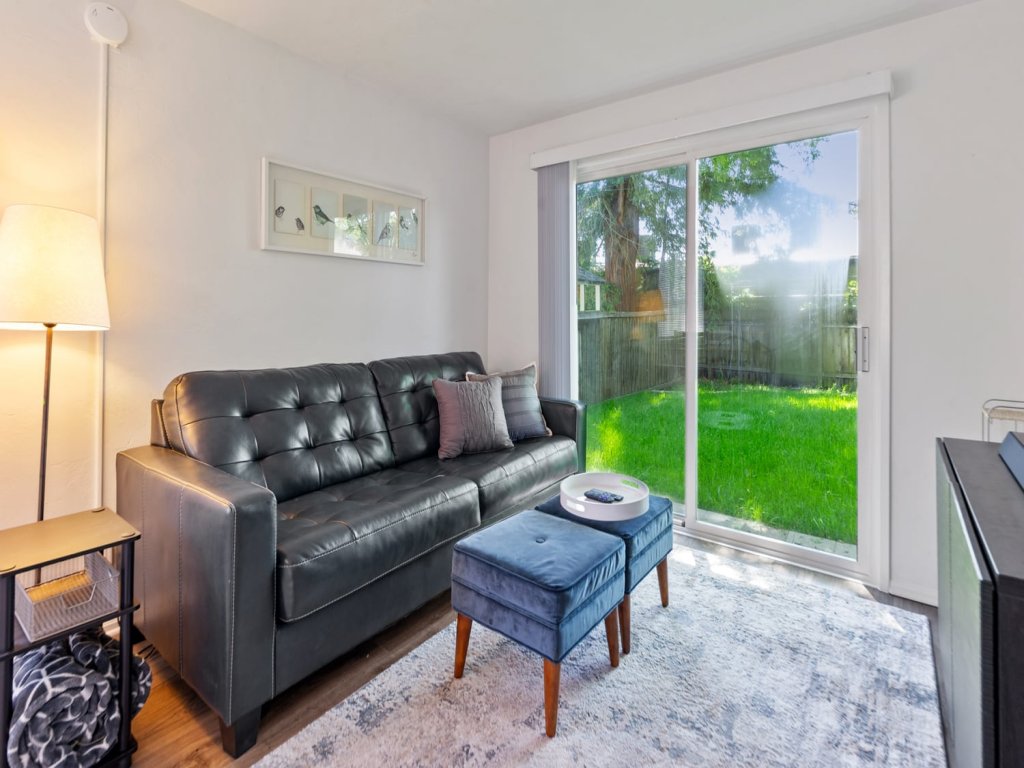 Snug Spot 70 - Close to Downtown & Autzen Vacation Rental in Oregon - RedAwning