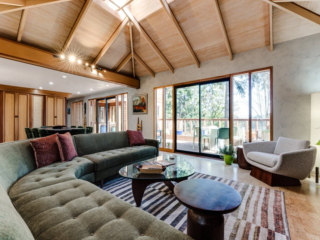 Lumbermill Modern - Zen Sanctuary near U of O Vacation Rental in Oregon - RedAwning