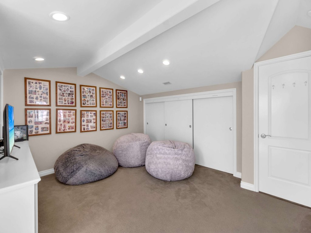 4207 Seashore Drive | Rooftop Deck, Sleeps 12 Vacation Rental in Newport Beach - RedAwning