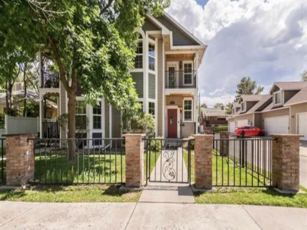 Victorian Chateau Retreat Vacation Rental in Grand Junction - RedAwning