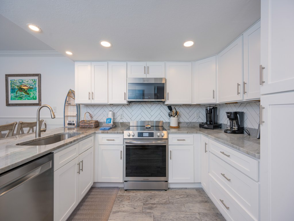 Cinco Brisas 2 Vacation Rental in Gulf Shores - RedAwning