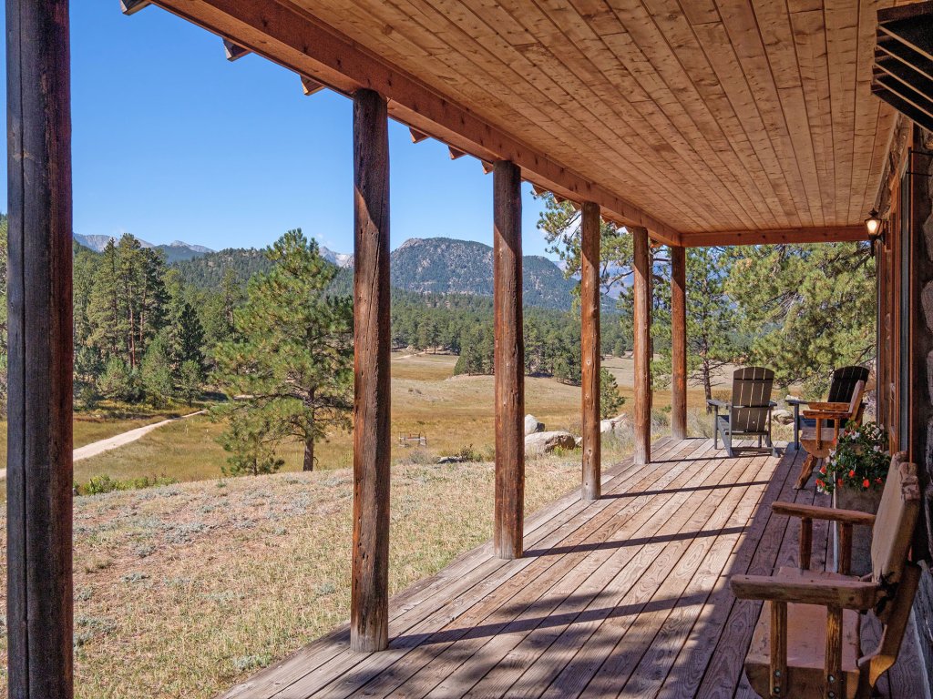 Historical Crocker Ranch - The Rowe Cabin 23-ZONE3423 Vacation Rental in Estes Park - RedAwning