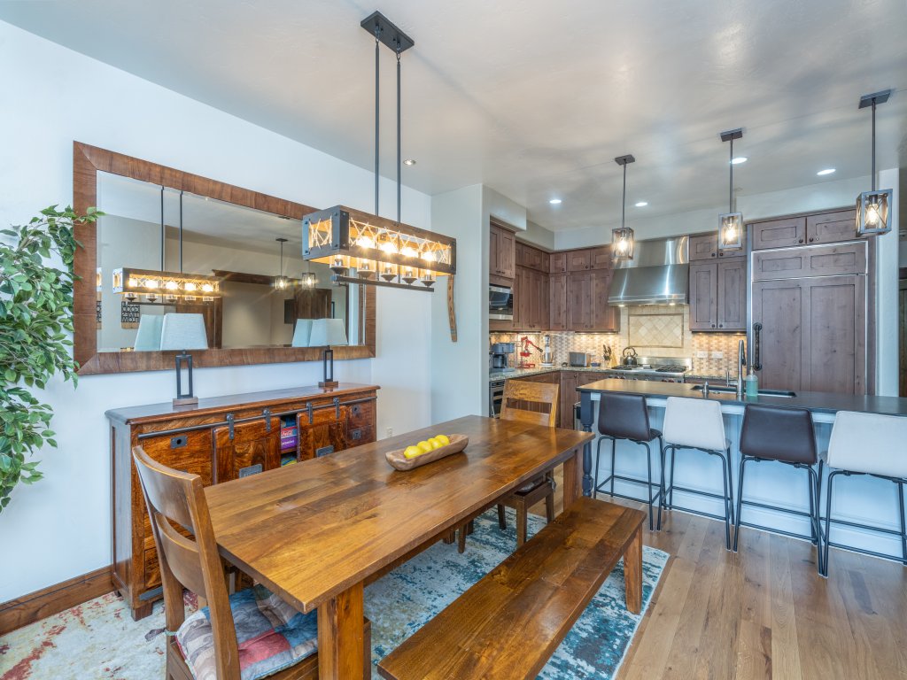 Trail's Edge 8 Vacation Rental in Mountain Village - RedAwning