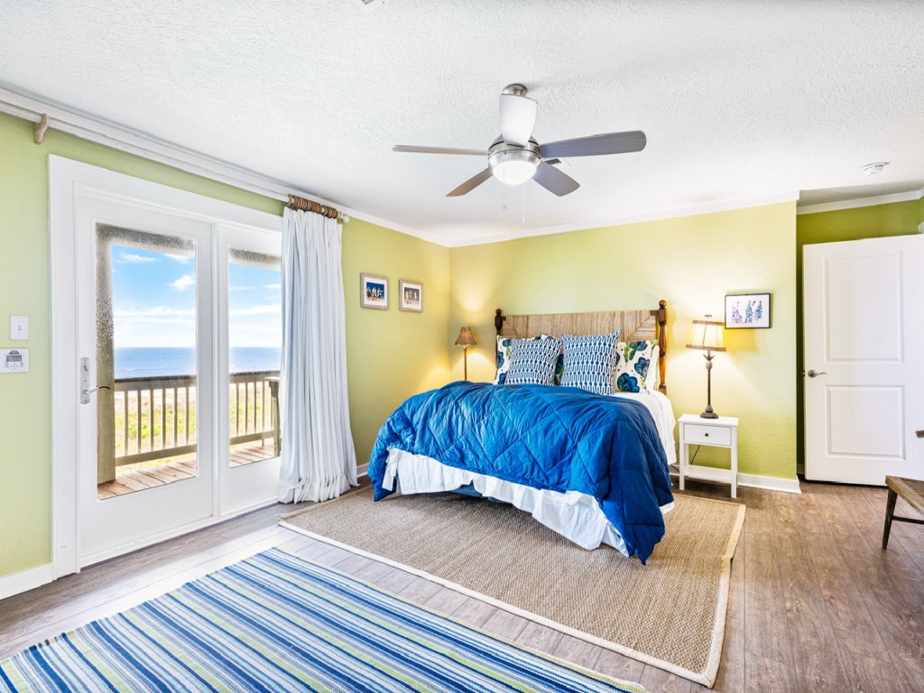 Dawn Treader Vacation Rental in Texas - RedAwning