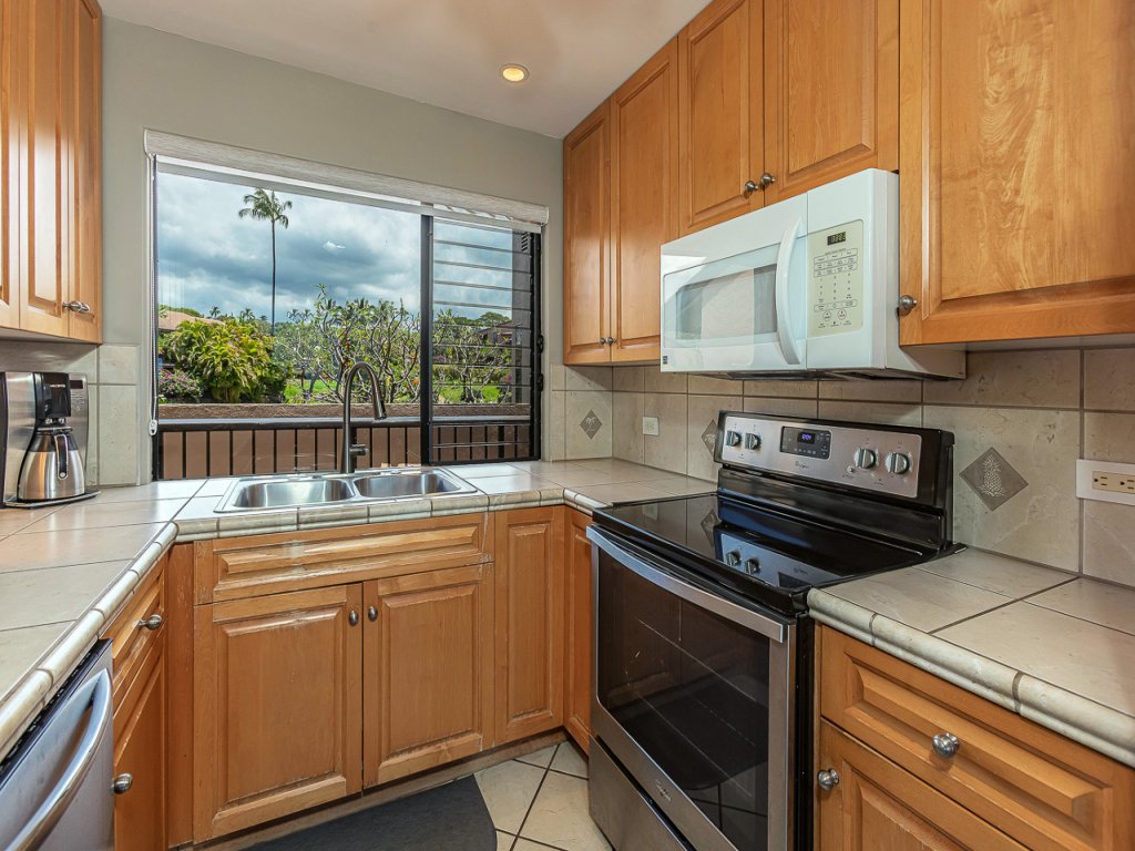 Wailea Ekahi 17E Vacation Rental in Wailea - RedAwning