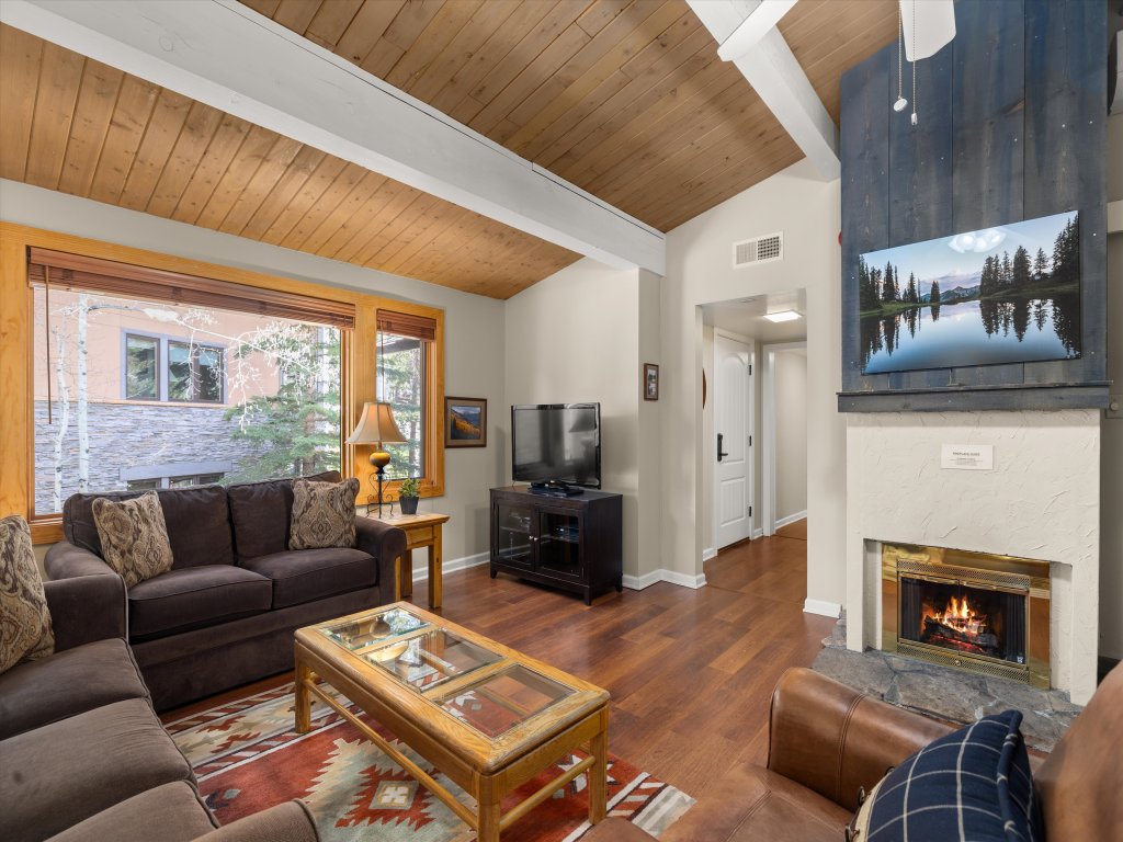 AW K17 Vacation Rental in Snowmass Village - RedAwning