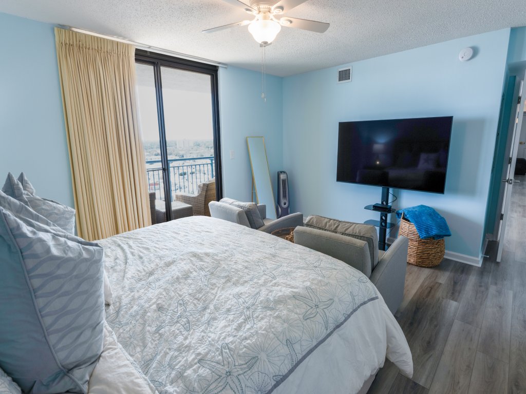 1608 Brighton Tower Vacation Rental in Myrtle Beach - RedAwning