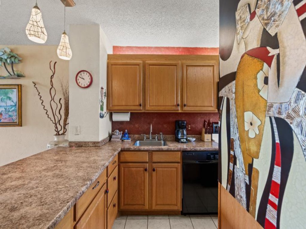 MENEHUNE SHORES, #206** Vacation Rental in Hawaii - RedAwning