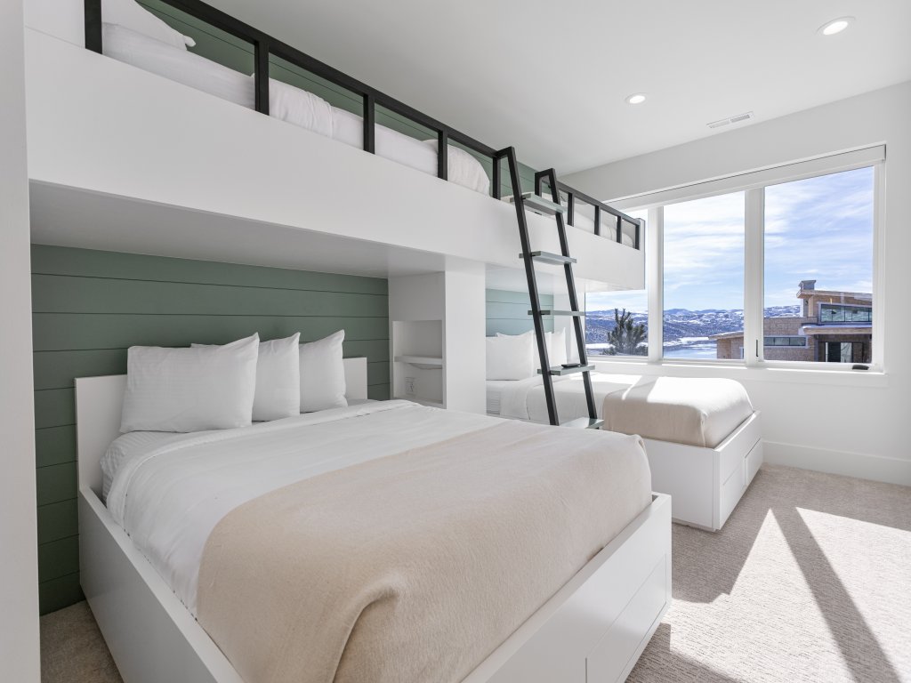 Luxury Deer Valley East Village Home + Hot Tub 6BR Vacation Rental in Utah - RedAwning